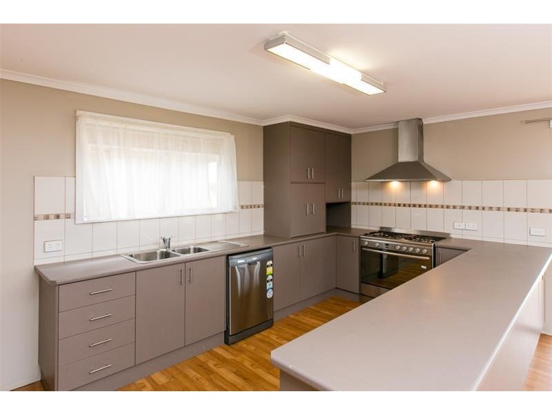 38 Kardinia Road, Dareton NSW 2717