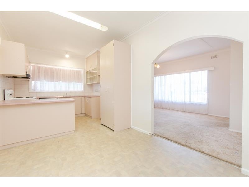 7 Barry Avenue, Mildura VIC 3500