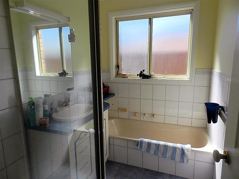 4 Kiewa Avenue, Red Cliffs VIC 3496