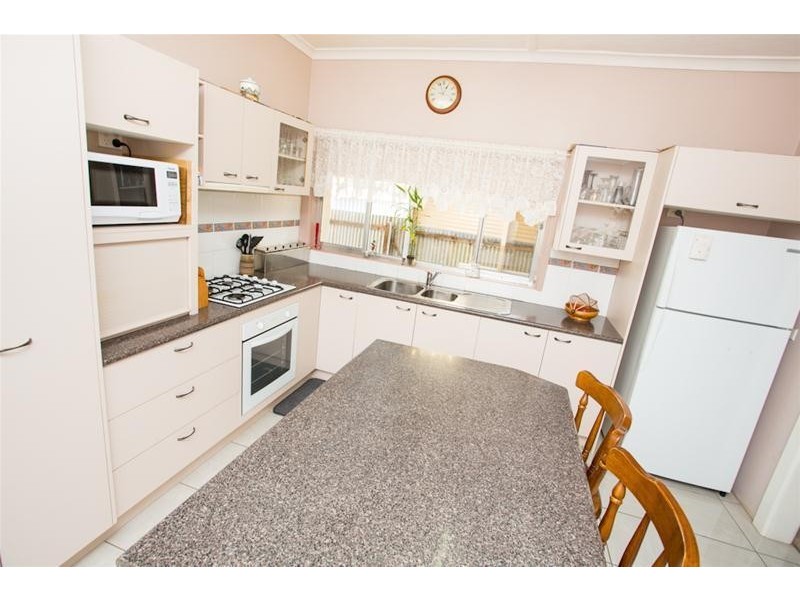 4 Victoria Court, Mildura VIC 3500