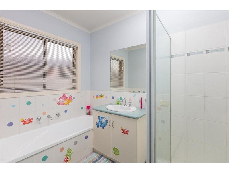 4 Thames Place, Mildura VIC 3500