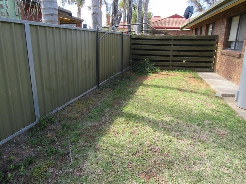 2/14 The Boulevard, Mildura VIC 3500