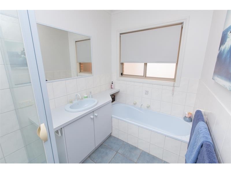 12 Carmela Court, Mildura VIC 3500