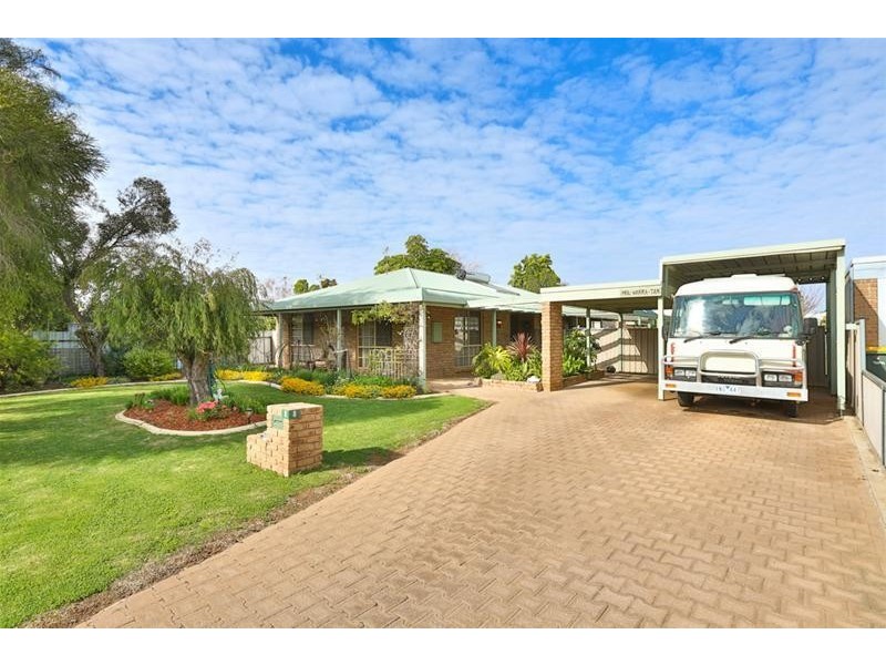 8 Greenvale Parade, Mildura VIC 3500