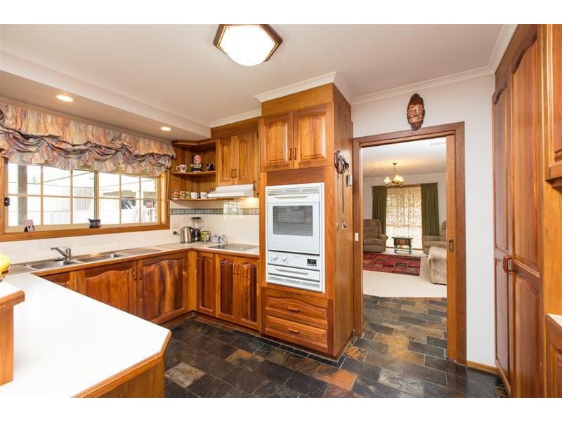 8 Greenvale Parade, Mildura VIC 3500