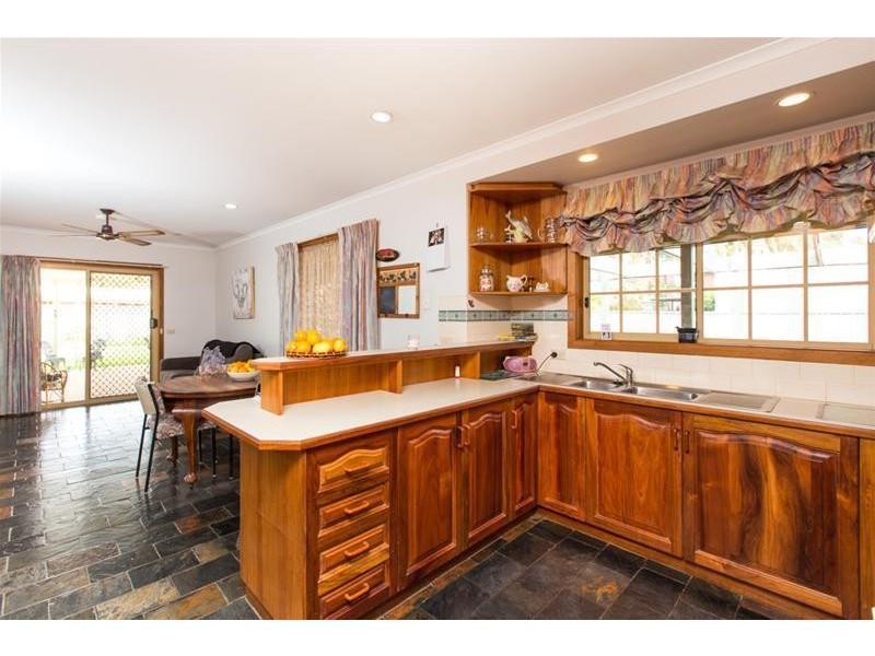 8 Greenvale Parade, Mildura VIC 3500