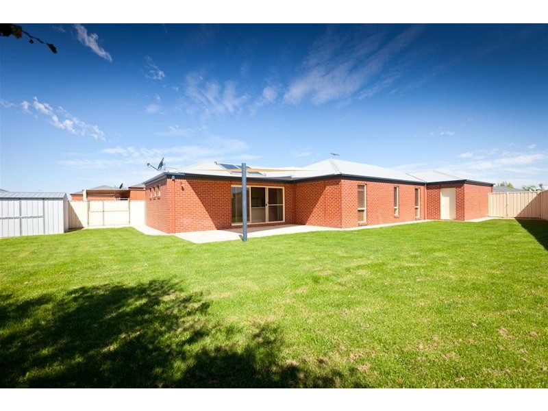 4 Canterbury Drive, Mildura VIC 3500