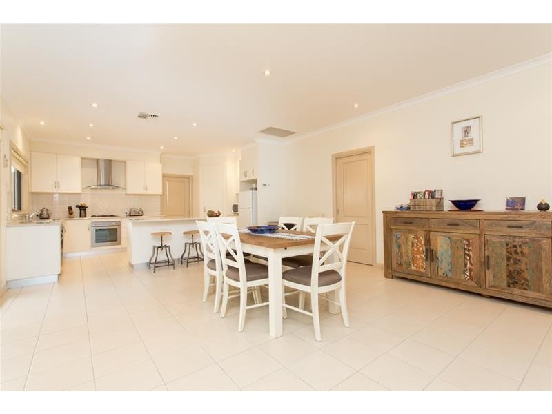 8 Popular Alm Court, Mildura VIC 3500