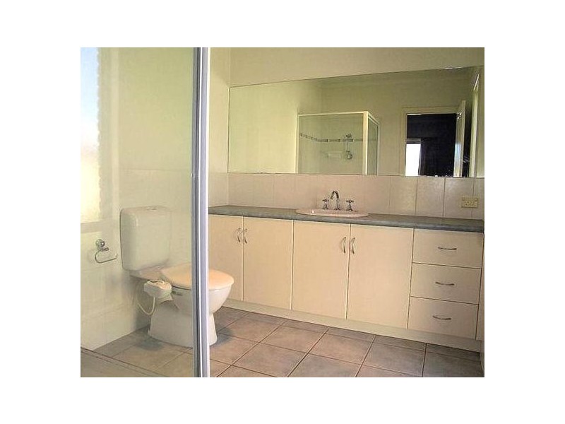 4 Thames Place, Mildura VIC 3500