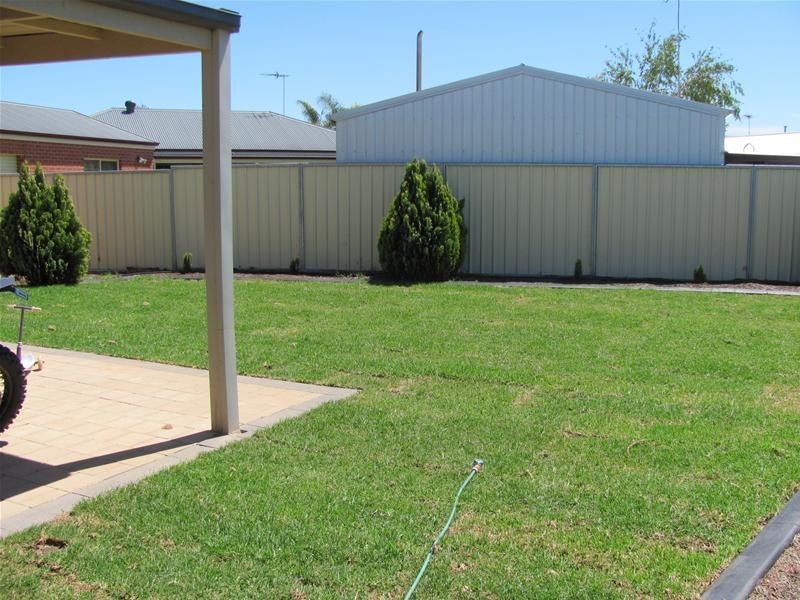 4 Thames Place, Mildura VIC 3500