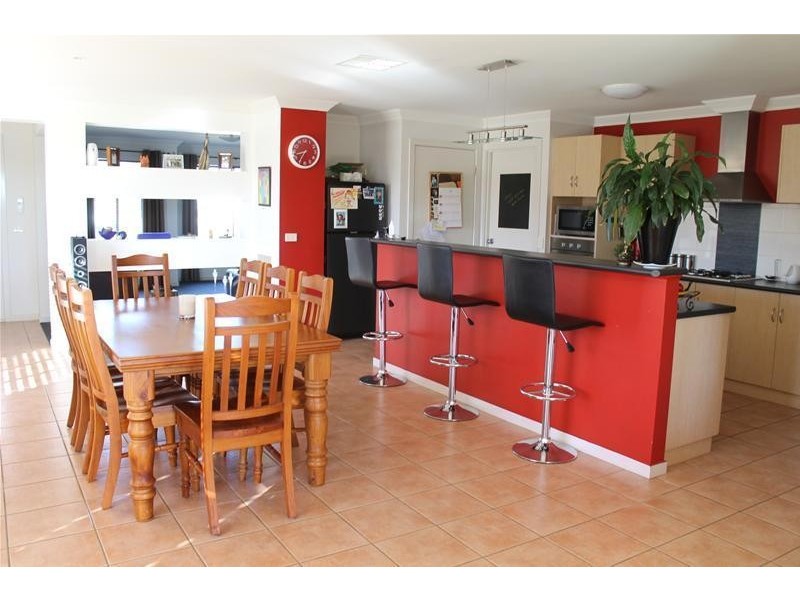 4 Darlington Parade, Mildura VIC 3500