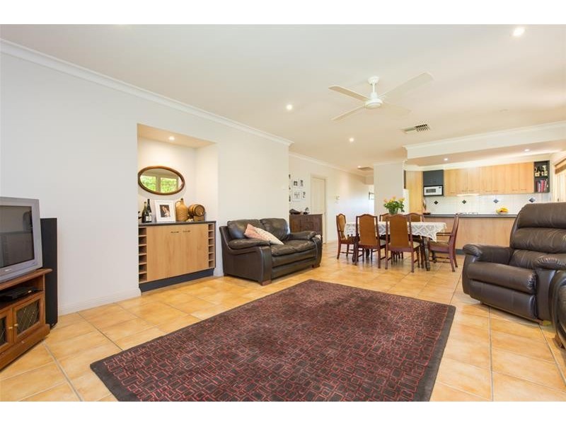 35 Wadsworth Drive, Gol Gol NSW 2738