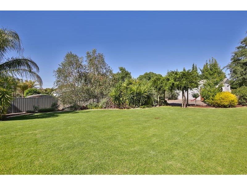35 Wadsworth Drive, Gol Gol NSW 2738