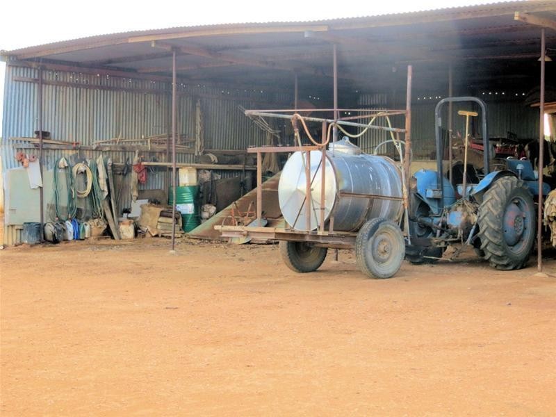 38 Flora Avenue, Cabarita VIC 3505