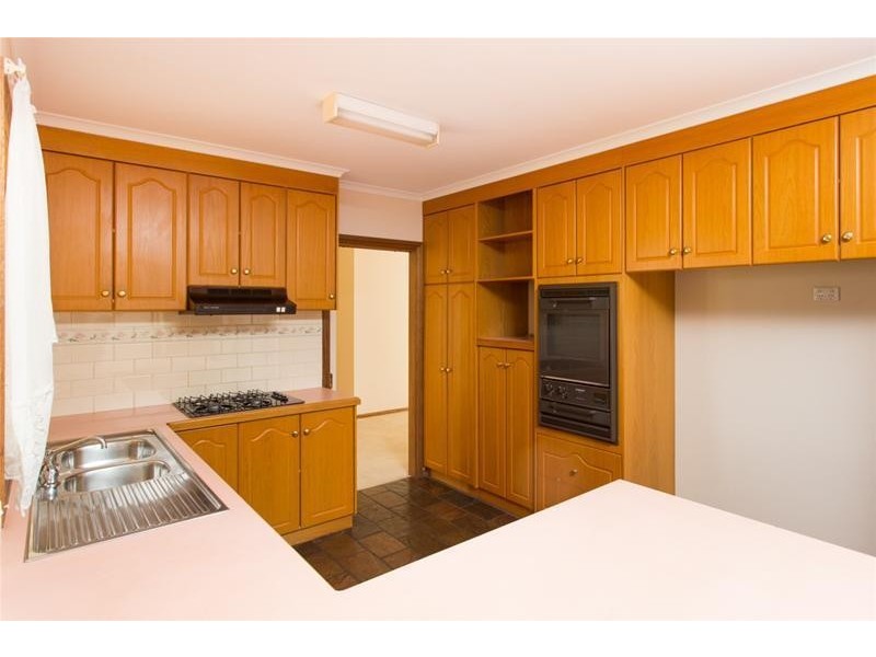 4 Meadow Grove, Mildura VIC 3500