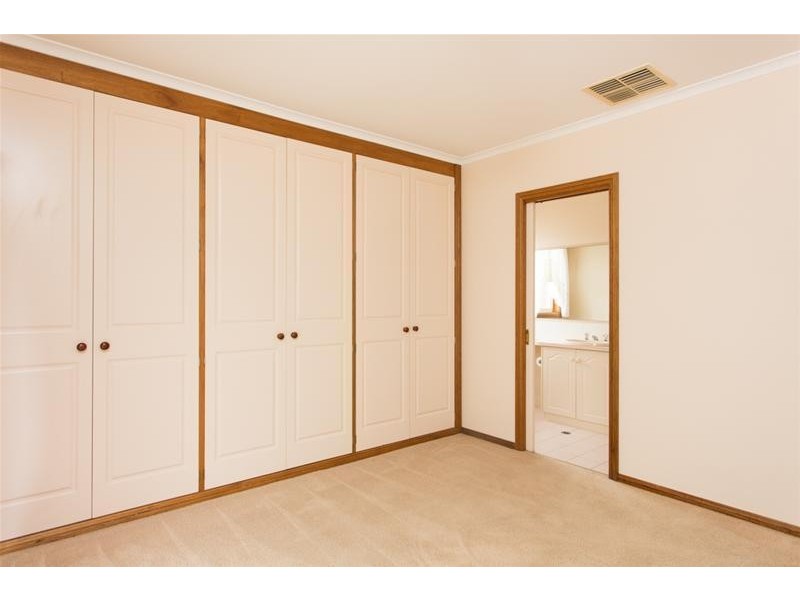 4 Meadow Grove, Mildura VIC 3500