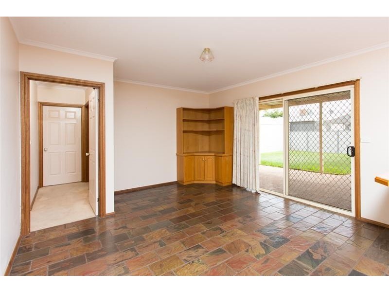4 Meadow Grove, Mildura VIC 3500