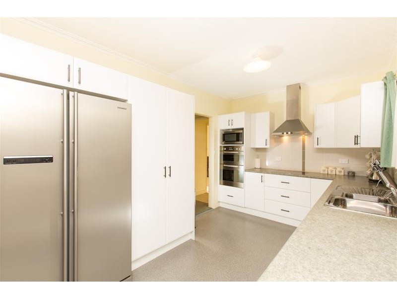 683 Cureton Avenue, Nichols Point VIC 3501