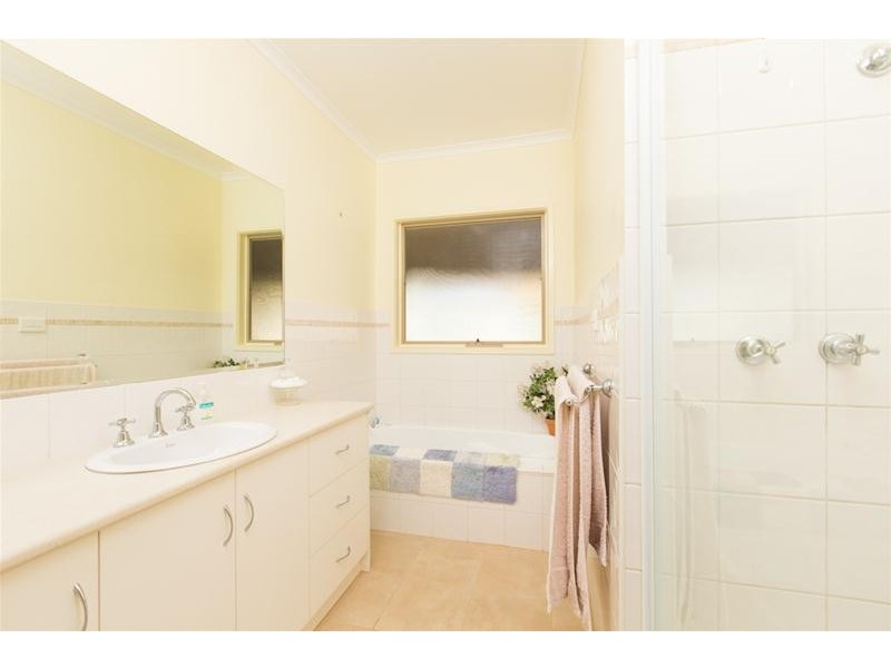 683 Cureton Avenue, Nichols Point VIC 3501