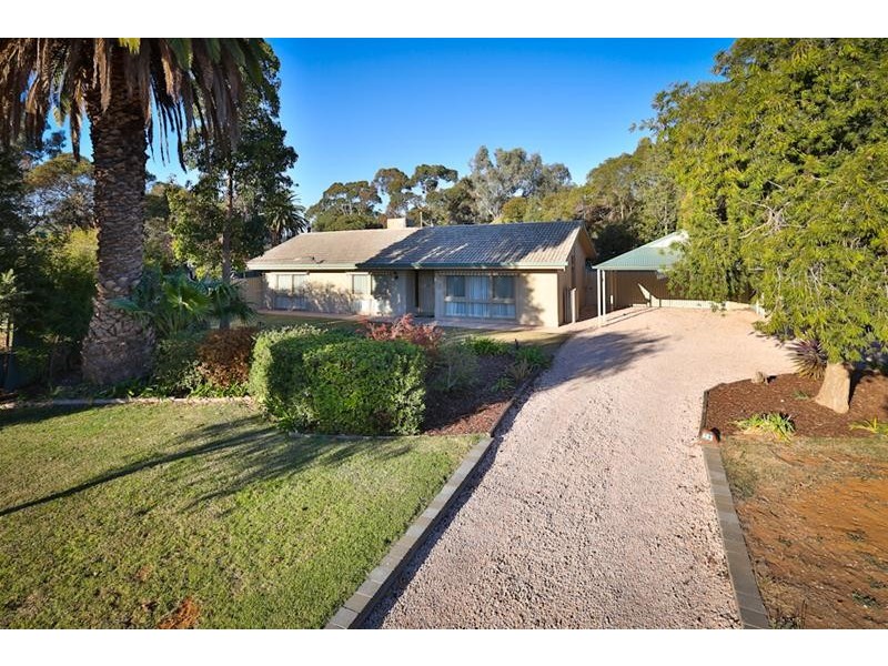 683 Cureton Avenue, Nichols Point VIC 3501