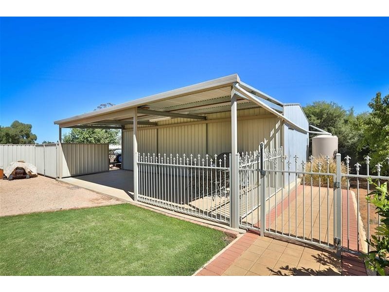 589 Sandilong Avenue, Irymple VIC 3498
