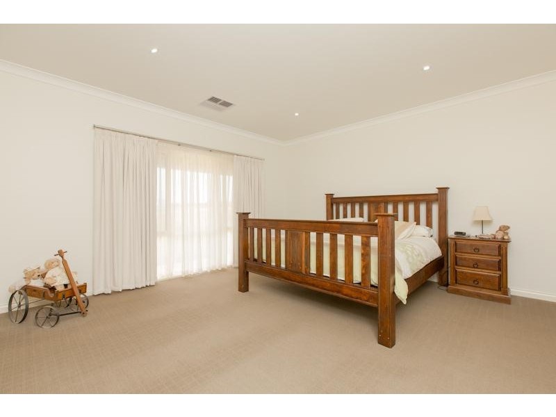 29 Derna Road, Robinvale VIC 3549