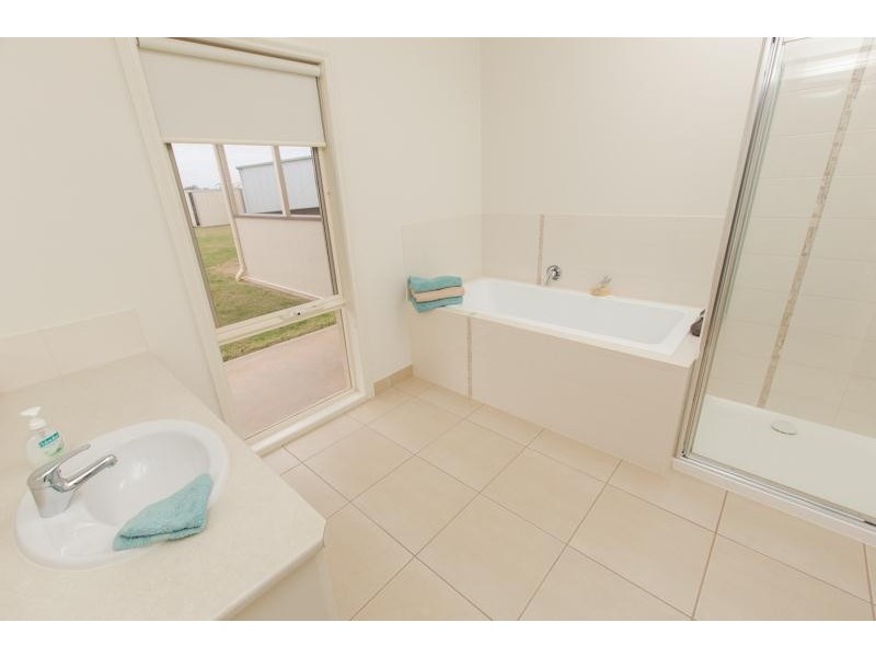 29 Derna Road, Robinvale VIC 3549