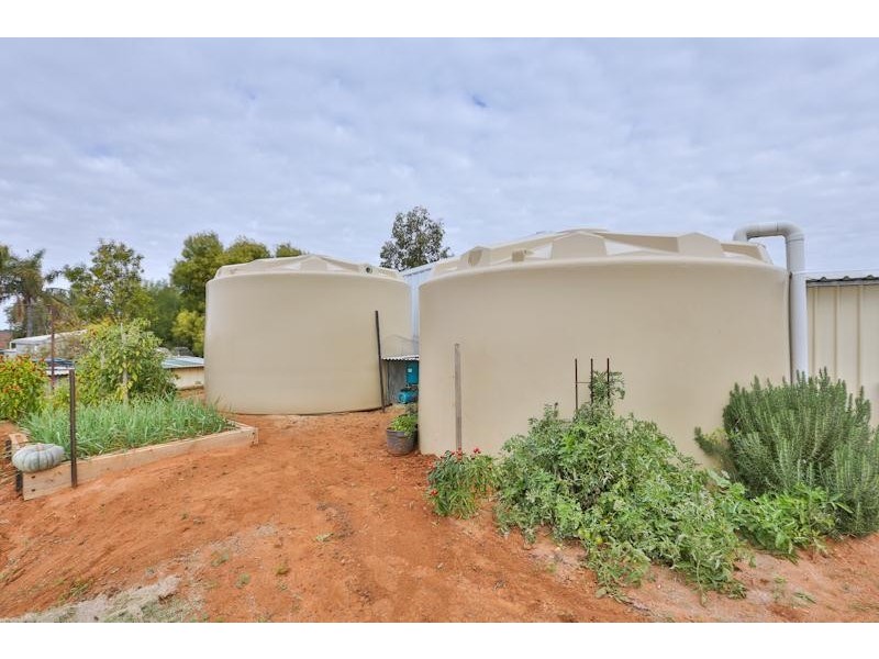 29 Derna Road, Robinvale VIC 3549