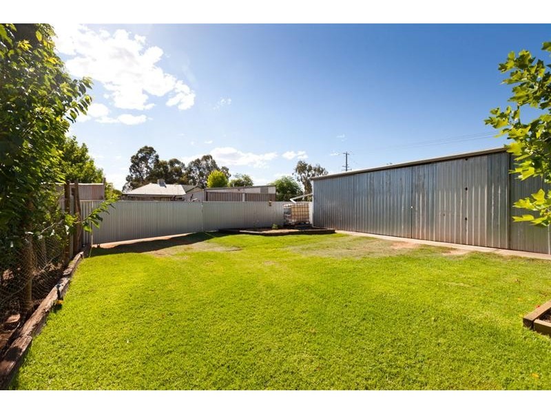 2 Park Street, Red Cliffs VIC 3496