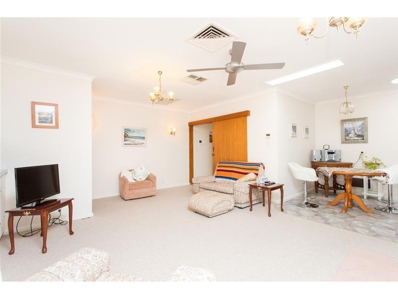 8 Robyn Court, Irymple VIC 3498