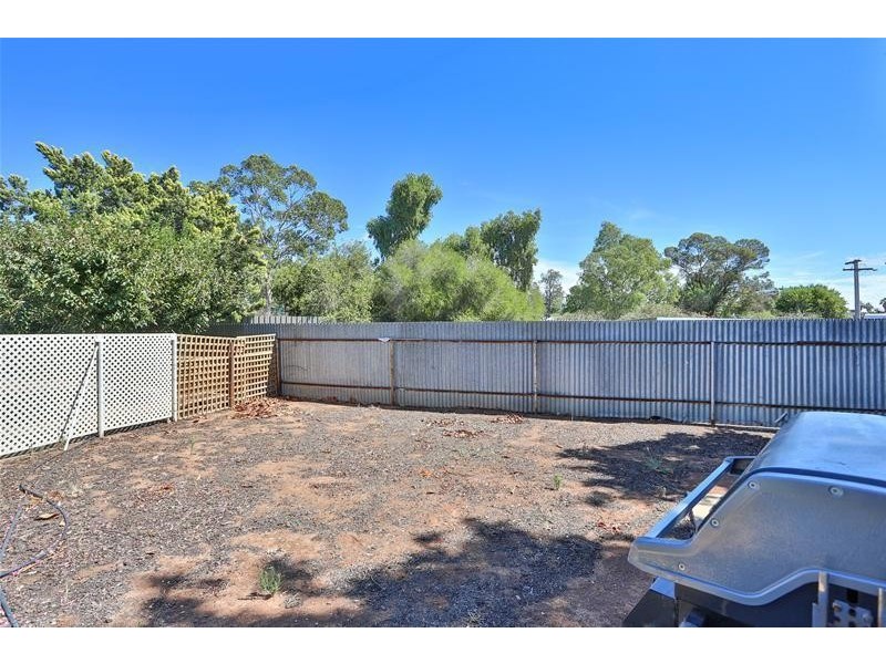 8 Robyn Court, Irymple VIC 3498