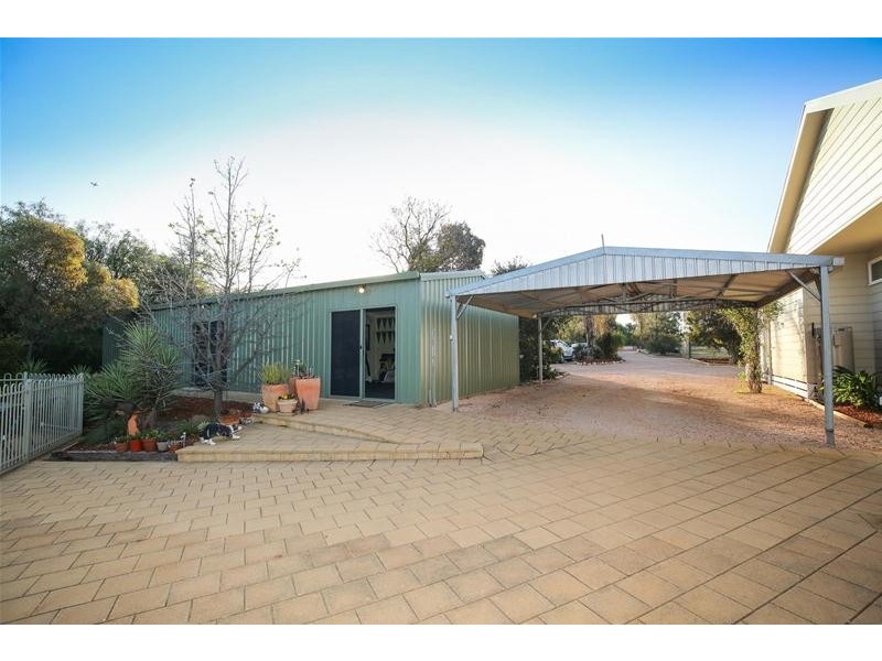 871 Cureton Avenue, Irymple VIC 3498