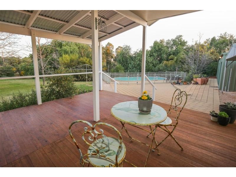 871 Cureton Avenue, Irymple VIC 3498