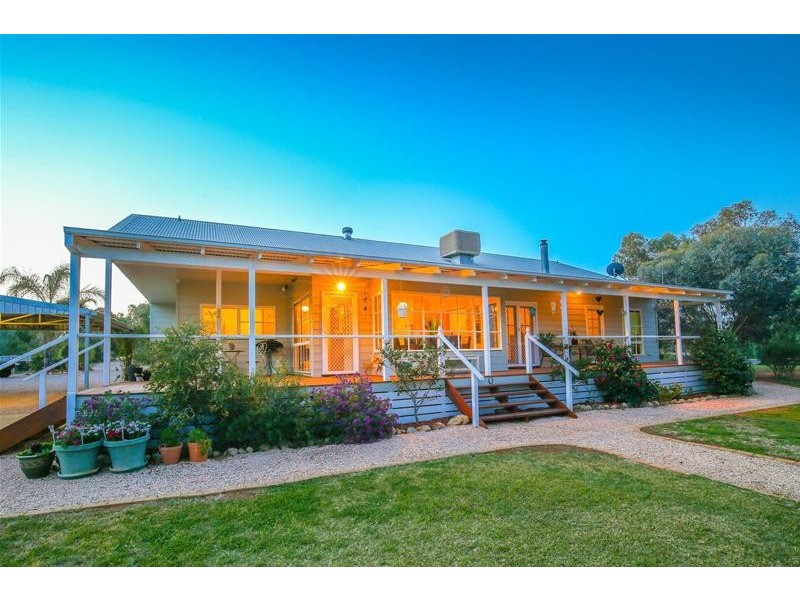 871 Cureton Avenue, Irymple VIC 3498