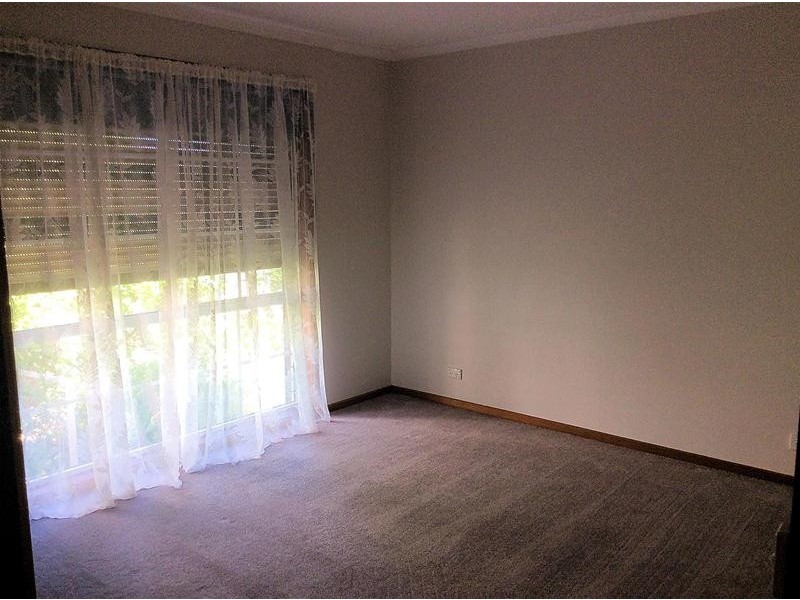 2/17 Whittaker Crescent, Red Cliffs VIC 3496