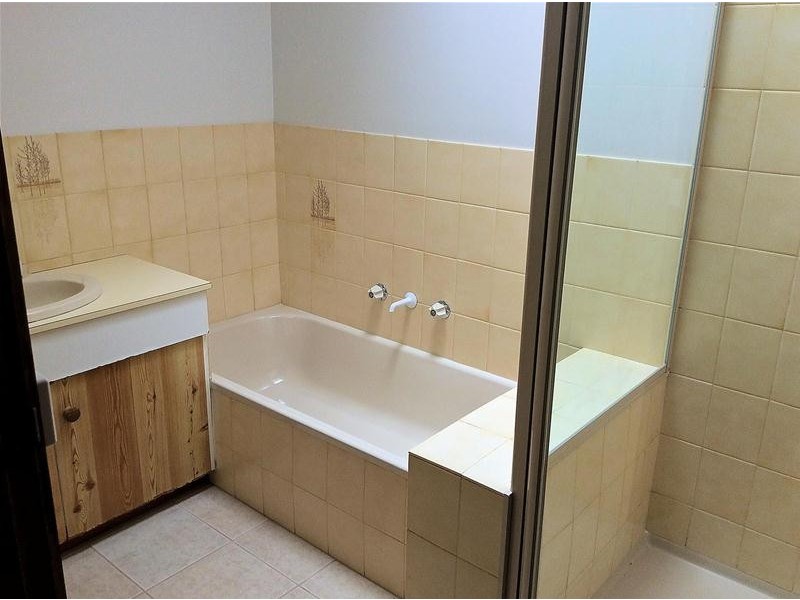 2/17 Whittaker Crescent, Red Cliffs VIC 3496