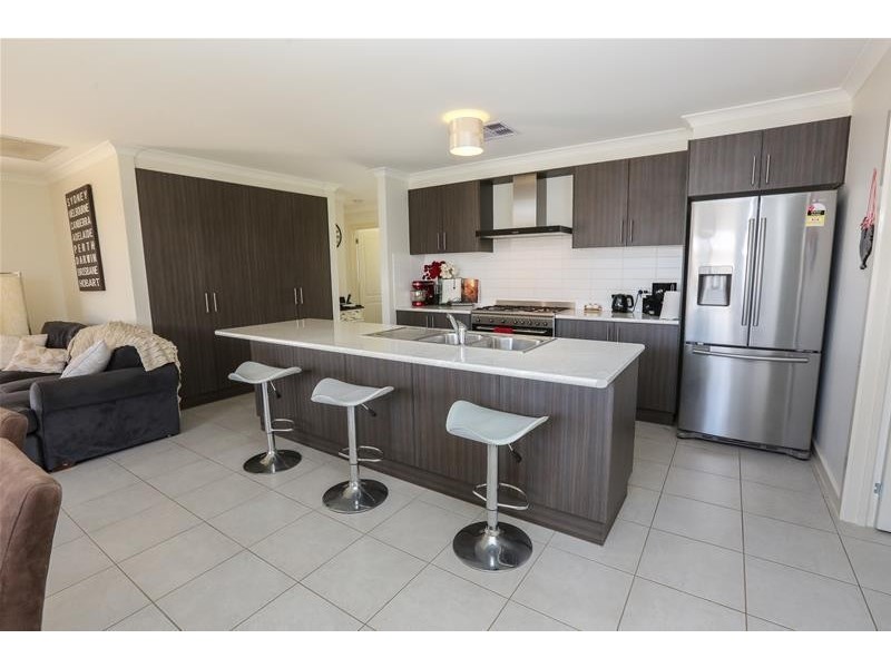 6 Bozzi Court, Mildura VIC 3500