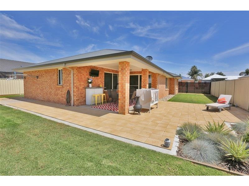 6 Bozzi Court, Mildura VIC 3500