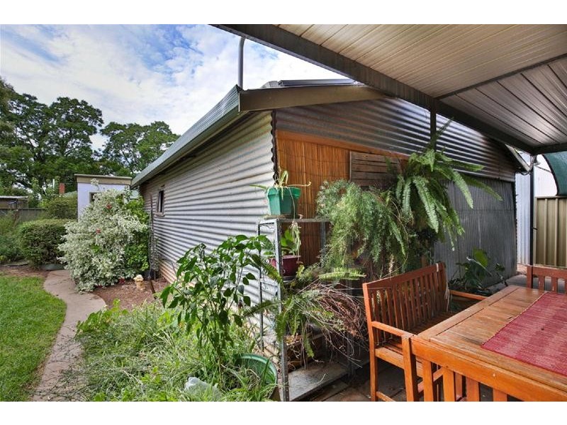 8 Oak Avenue, Mildura VIC 3500