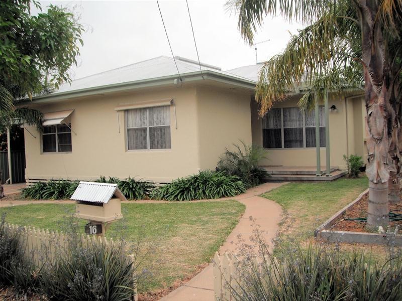 16 Bowen Crescent, Mildura VIC 3500