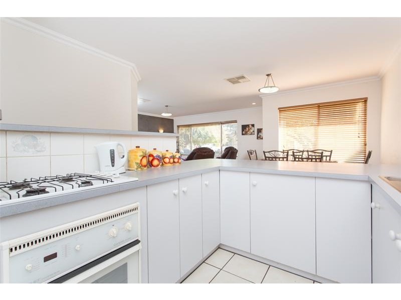 8 Richardson Avenue, Red Cliffs VIC 3496