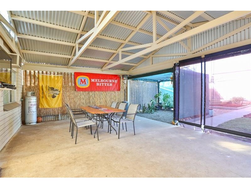 8 Richardson Avenue, Red Cliffs VIC 3496