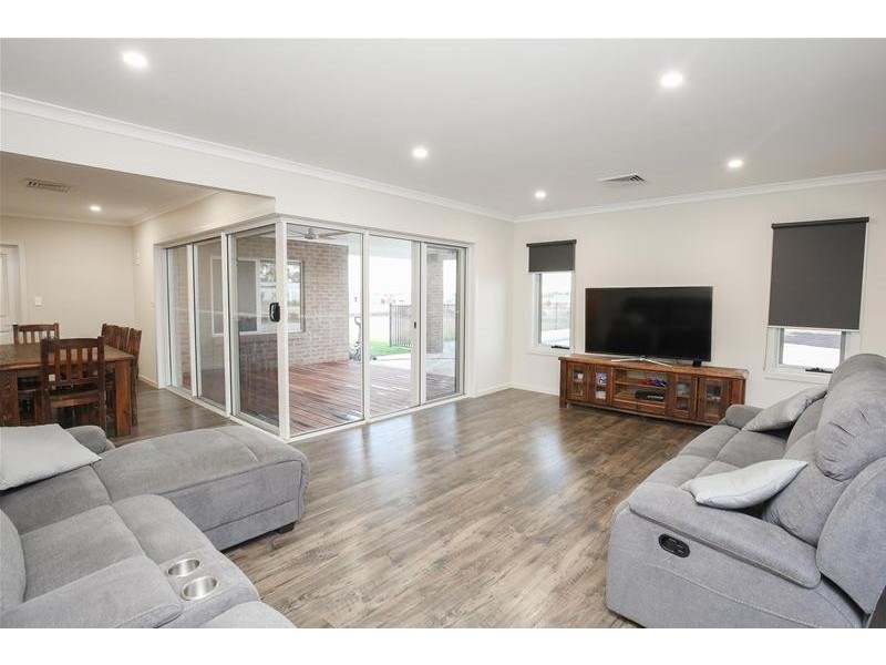 3262 Eleventh  Street, Nichols Point VIC 3501