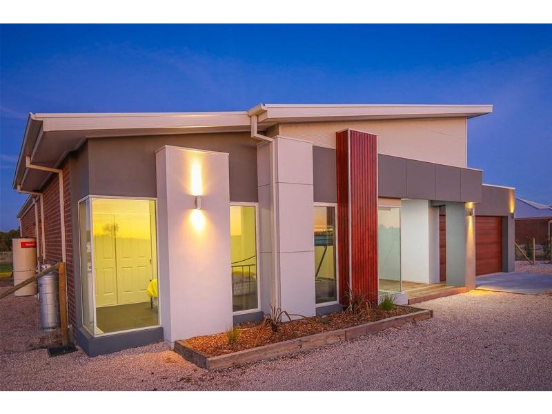 3262 Eleventh  Street, Nichols Point VIC 3501