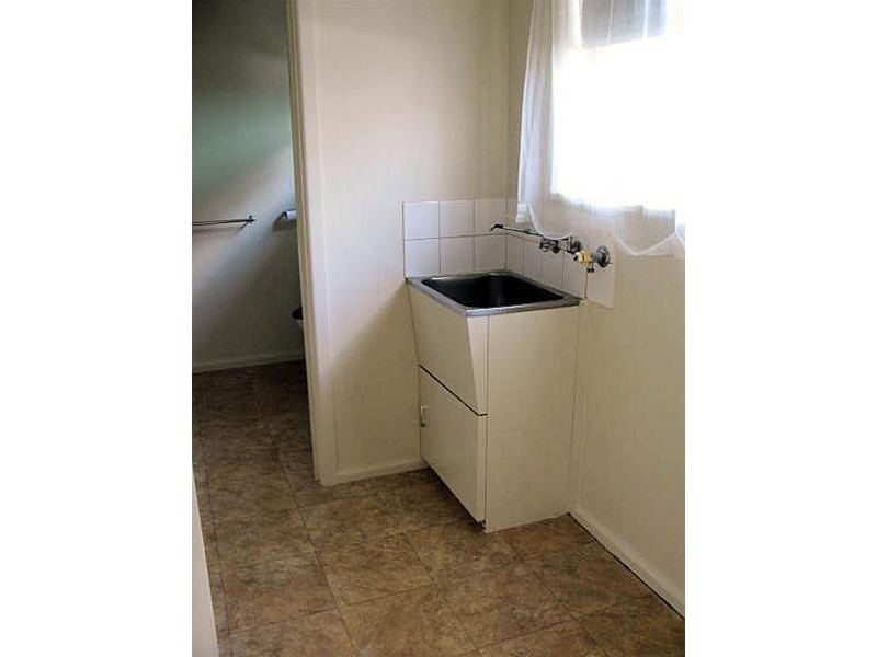 2/4 Cameron Avenue, Mildura VIC 3500