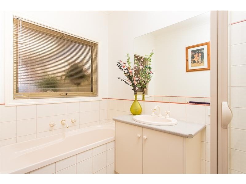 128 Riverside Avenue, Mildura VIC 3500