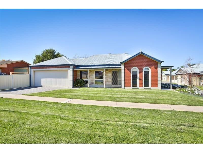 128 Riverside Avenue, Mildura VIC 3500