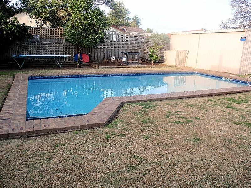 16 Euneva Drive, Mildura VIC 3500