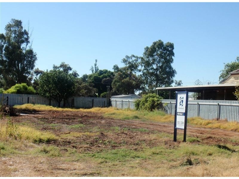 8 Kauri Street, Red Cliffs VIC 3496