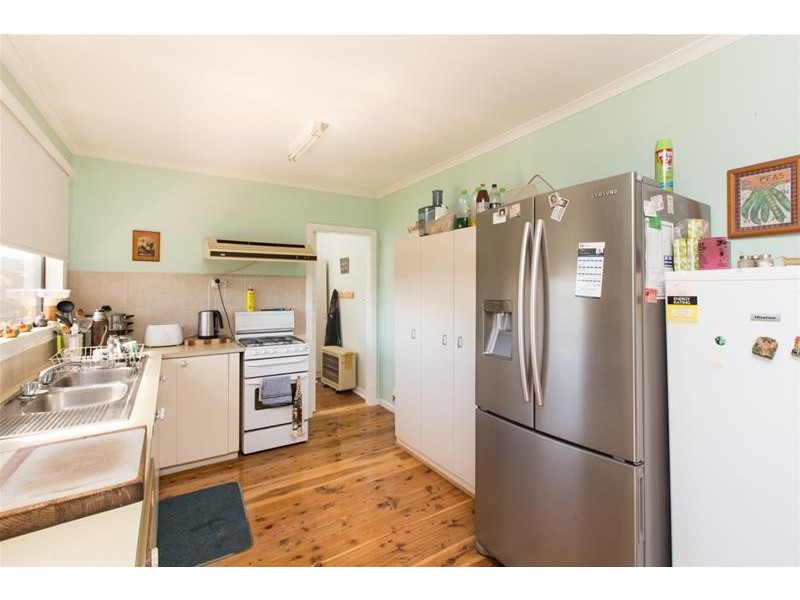 14 The Centreway, Red Cliffs VIC 3496